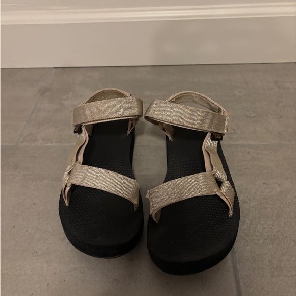 Teva Women's Midform Sandals EUC - Picture 2 of 4